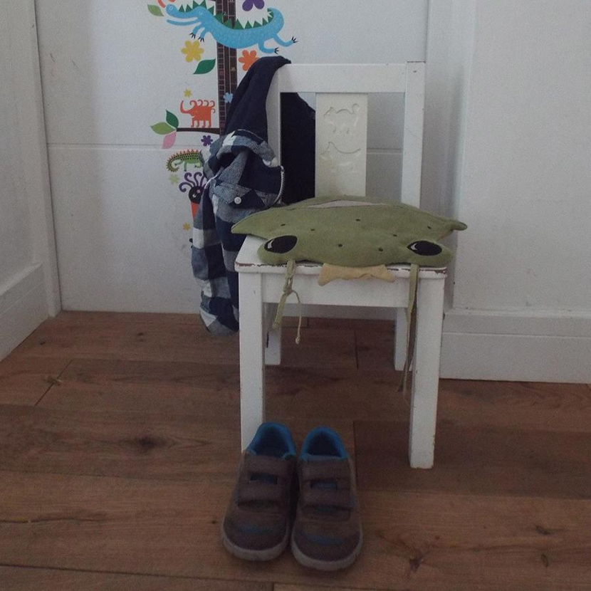 chair-cropped2